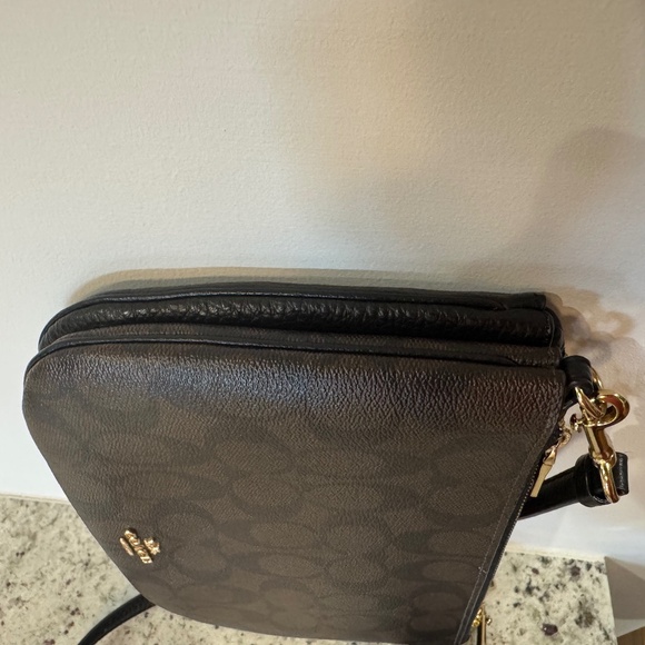 Coach Small Cross-body Bag - Picture 4 of 10